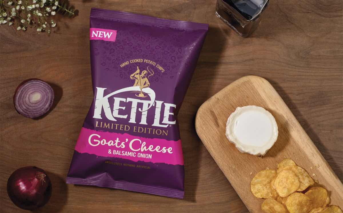 Kettle_Goat's_Chese and Balsamic Vinegar_pack_served with ingreditens