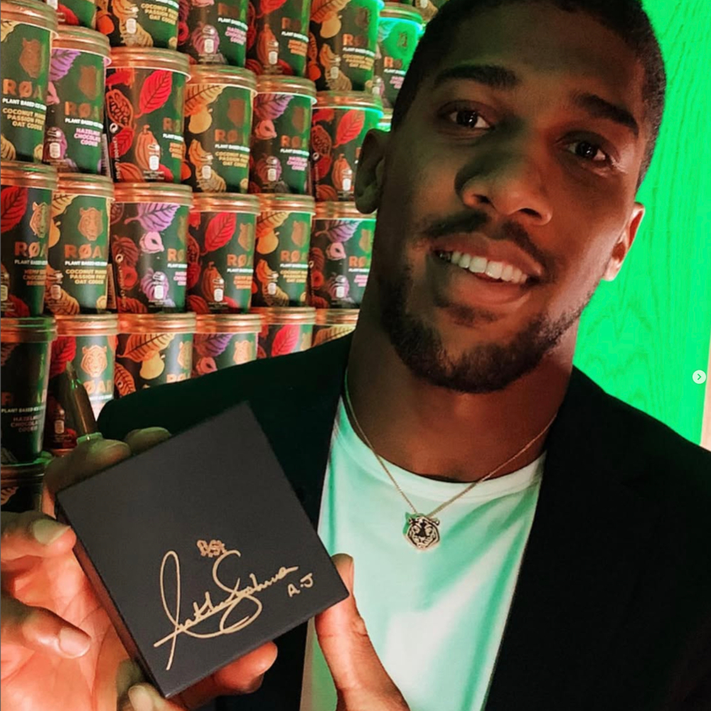Anthony Joshua eating Roar ice cream